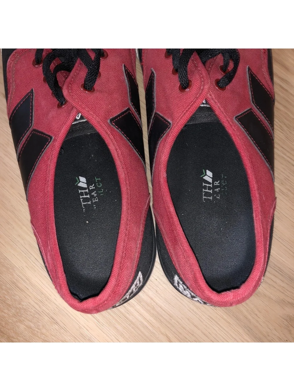MACBETH VEGAN SKATE SHOES VINTAGE RED BLACK LANGLEY MENS SIZE 10 RARE